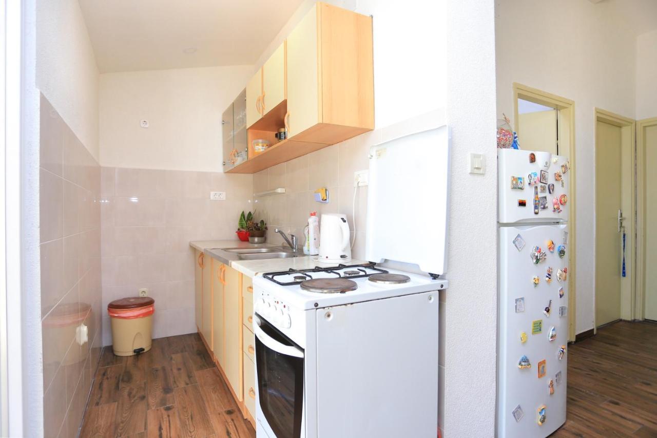 Apartments By The Sea Igrane, Makarska - 311 Exterior photo